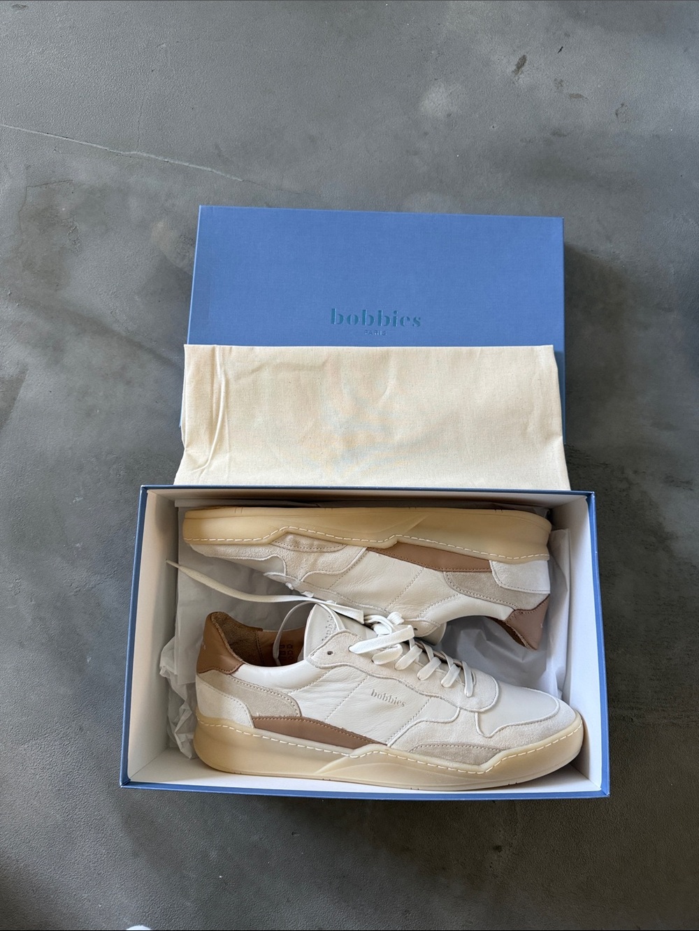 bobbies Men's Cream & Tan Leather Suede Sneakers